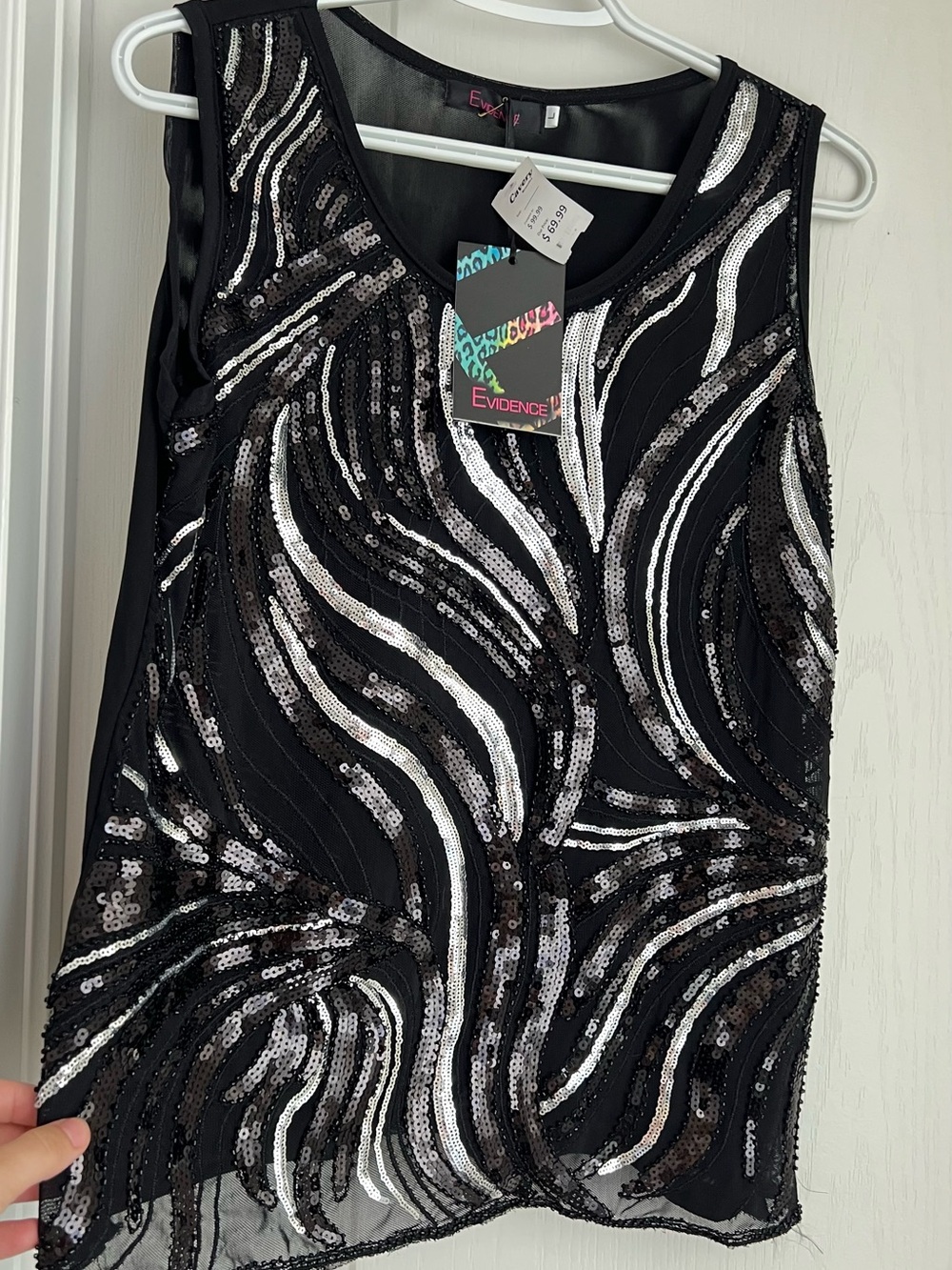 Dress Subcategory - Picture 4 of 10
